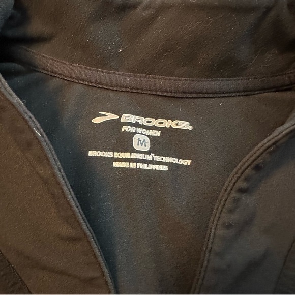 Brooks Equilibrium Technology Women’s Running Top Size Medium - Picture 3 of 5